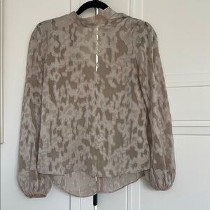 Aritzia Babaton Cream Long Sleeve Mandarin Collar Blouse